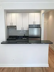 Rented by Metropolis Real Estate of Manhattan