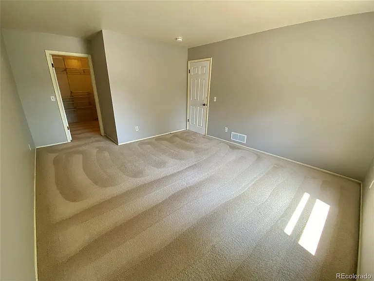 10557 Quail St — Photo 8