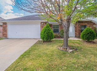 1236 Pepperidge Ln, Fort Worth, TX 76131