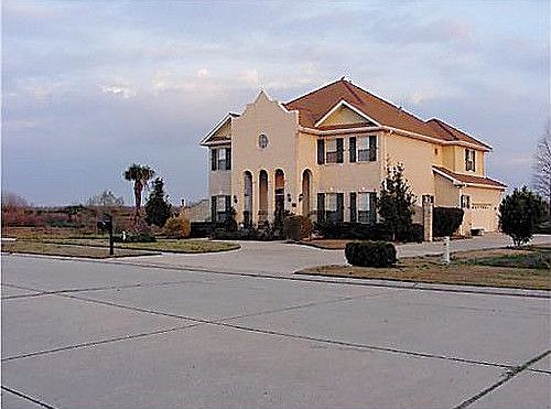2nd image of 141 Eastview Dr