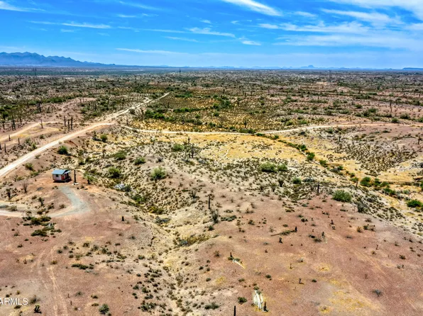 29540 W PAINT YOUR WAGON Trail #58, Wittmann, AZ 85361