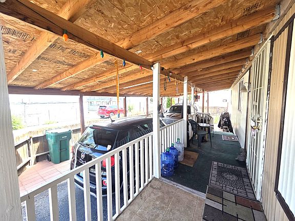 4th image of 3429 S Carson St #30