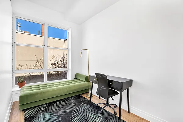 Sold by DLS Commercial Real Estate LLC | media 13