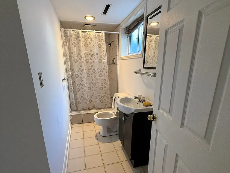 93 Morgan Ave — Photo 8
