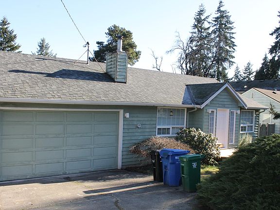 Garage and driveway parking