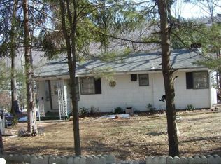 41 Woods Rd, Branchville, NJ 07826