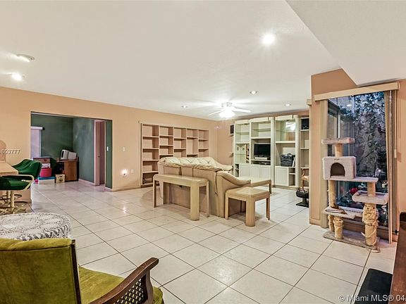 4th image of 4251 W 18th Ct #4251