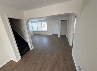 3810 Vineyard Rd, Kansas City, MO 64128