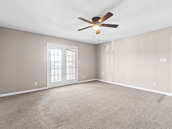 5th image of 418 Jack Miller Blvd #F