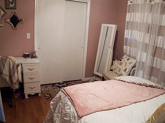 4th image of 816 S Willis St