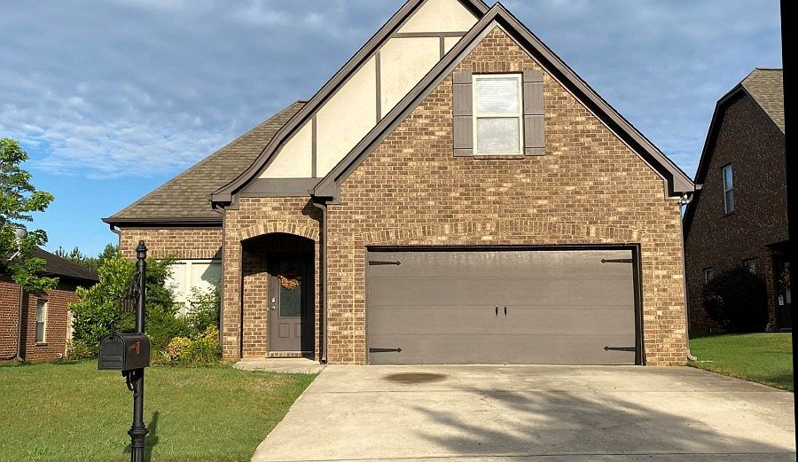 1st image of 5176 Yorkshire Dr