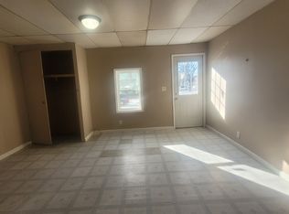 921 W 4th St #11318560, Grand Island, NE 68801