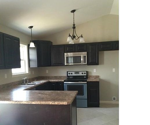 PICTURE IS OF PREVIOUS ANDREWS HOME. EACH HOME IS CUSTOM DESIGNED. BUYERS HAVE THE OPPORTUNITY TO DESIGN THEIR HOMES IF CONTRACTED TBB OR WHILE UNDER CONSTRUCTION.