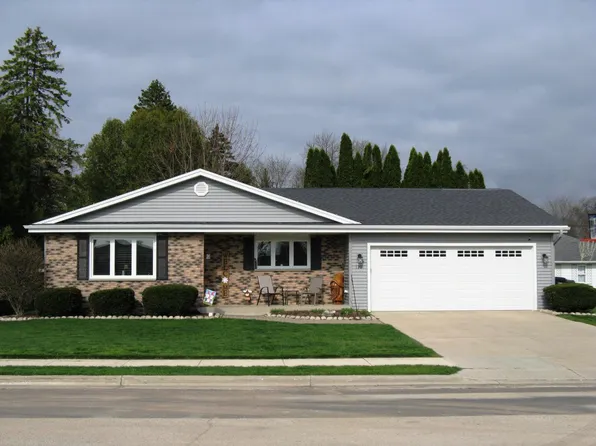 120 South 7th STREET, Oostburg, WI 53070