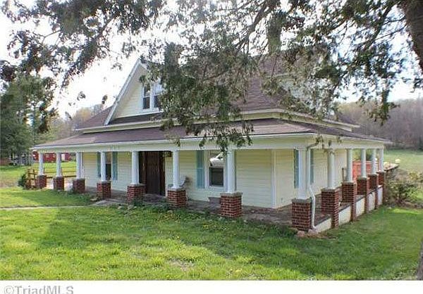 737 Kenmore Rd, Hillsville, VA 24343 | Zillow