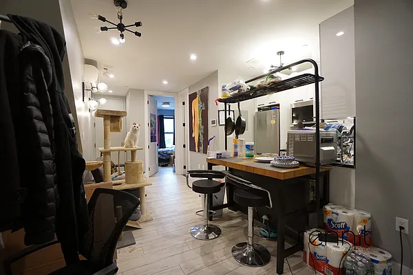 Rented by Rennit Inc. | media 11