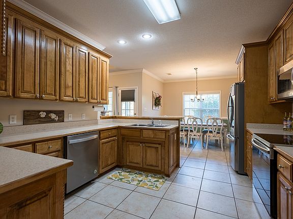 5th image of 4116 Conway Cir