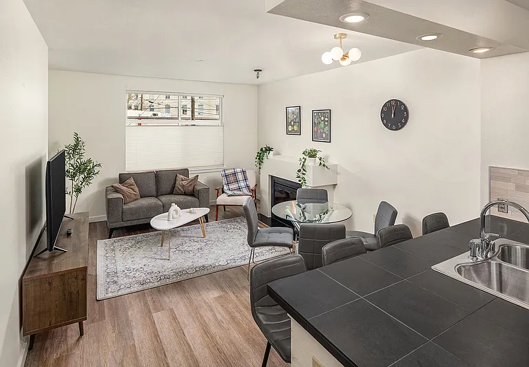 5450 Leary Ave NW #245 — Photo 5