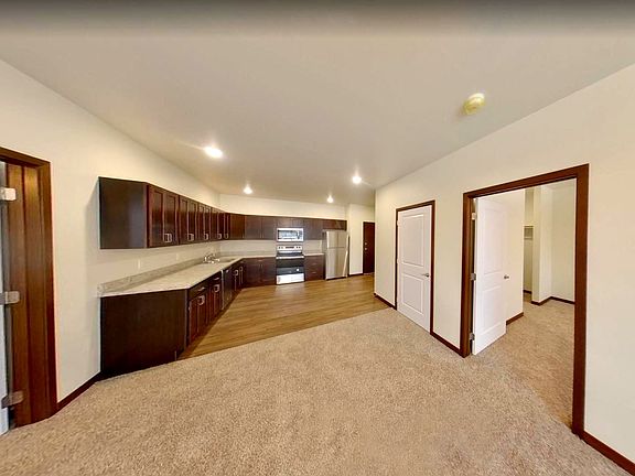 2nd image of 904 E Milbank Ave #112