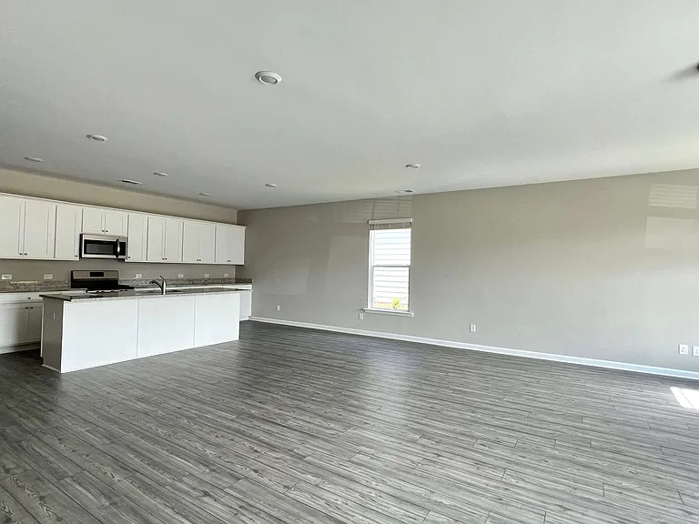 292 Grey Falcon Ave — Photo 30