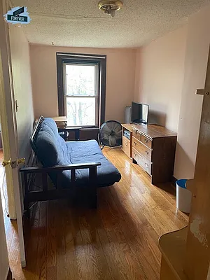 Rented by Fifth & Forever LLC | media 2