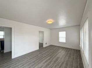 8307 Greenwood Ave N, Seattle, WA 98103