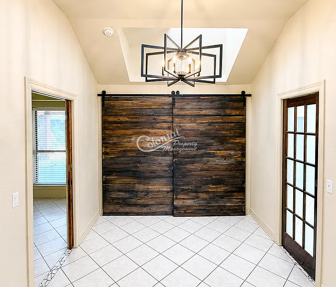 112 Jesse James Dr — Photo 15