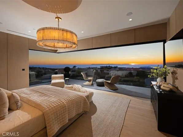 53 Montecito Dr, Corona Del Mar, CA 92625