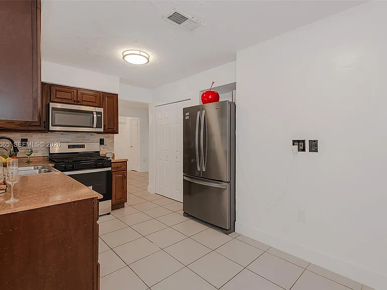 8690 NW 24th Pl — Photo 19