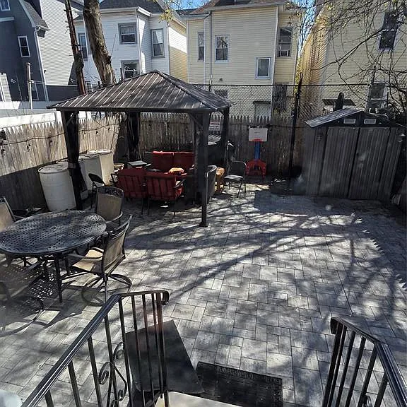 138 Lafayette St — Photo 11