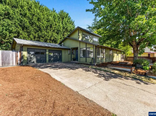 339 Marlon St, Philomath, OR 97370