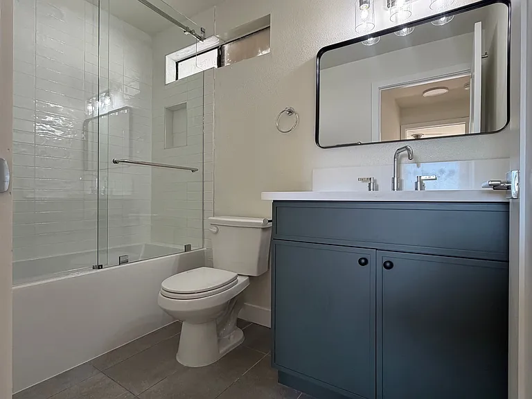 3709 Watseka Ave — Photo 10
