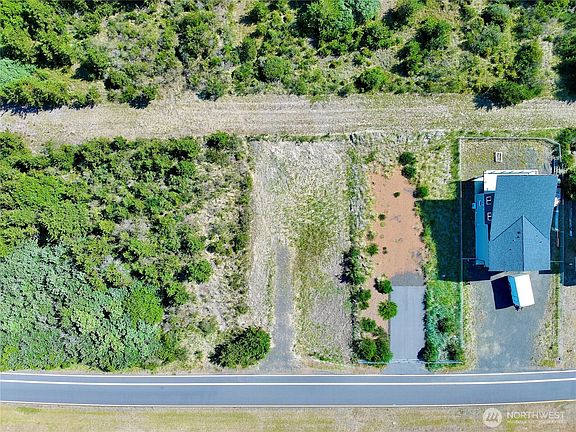 3rd image of 1376 E Ocean Shores Boulevard SW