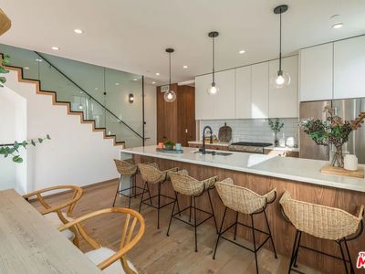 1217 N Mansfield Ave, Los Angeles, CA, 90038
