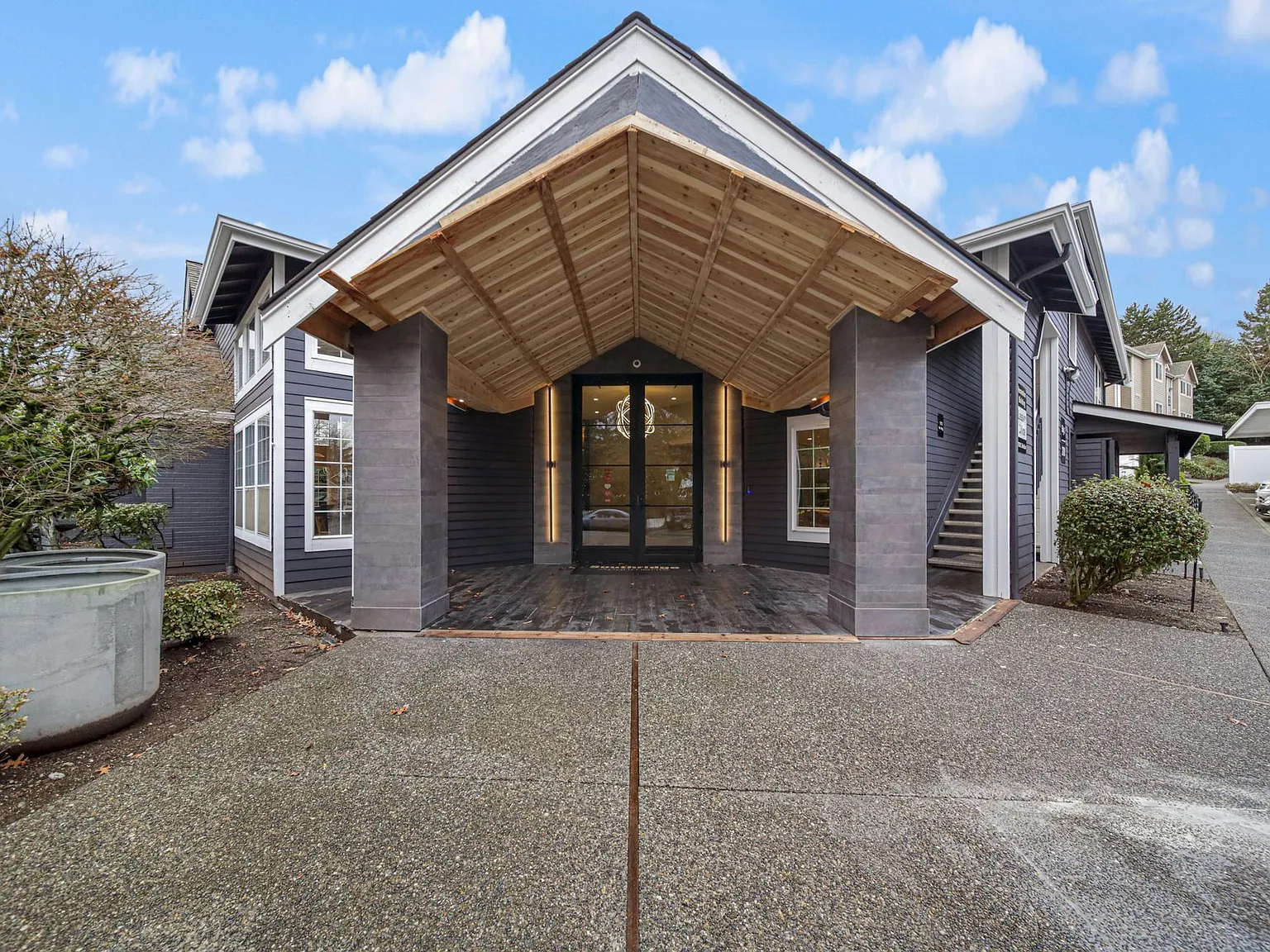 Southridge — Photo 2