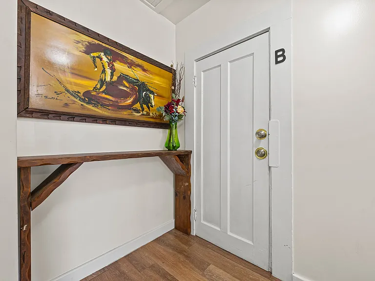 35 North St #B — Photo 3