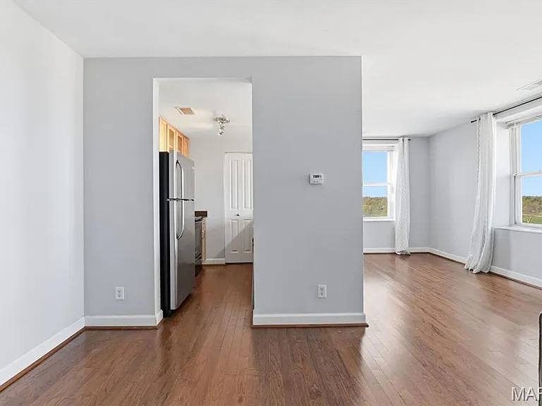 5330 Pershing Ave #807 — Photo 3