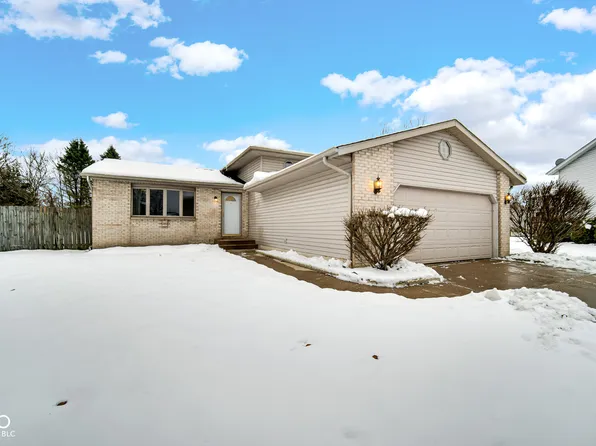 7951 Murrelet St, Hobart, IN 46342