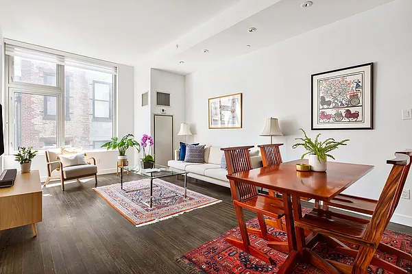 Sold by Compass | media 20