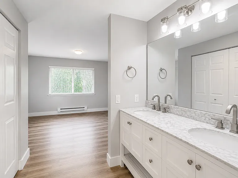 975 Aberdeen Ave NE #G302 — Photo 14