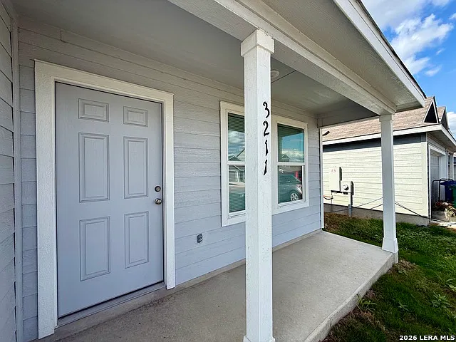 3 bed, 2.0 bath, 1474 sqft, $1,550 — Photo 3