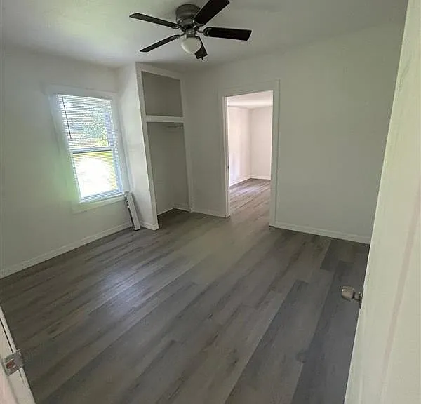 411 Union Dr — Photo 5