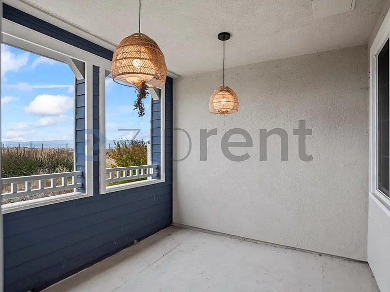 9532 Seawind Way — Photo 14