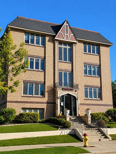 Graylyn Apartments Photo 1