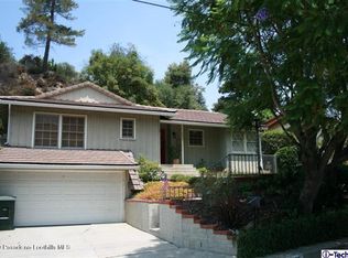 3327 Vickers Dr, Glendale, CA 91208