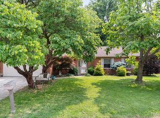112 Bourdelais Dr, Swansea, IL