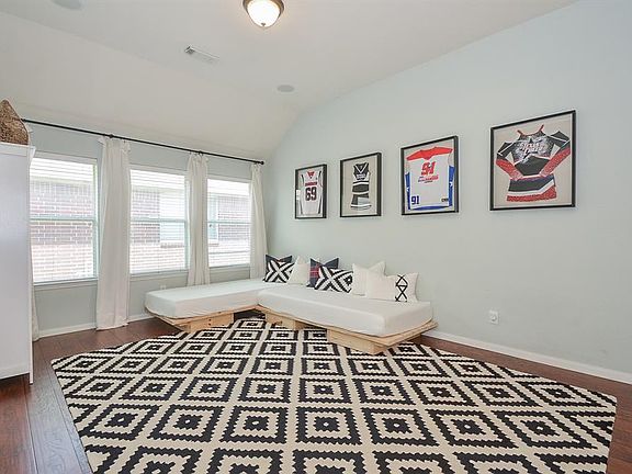 4th image of 12614 Brentleywood Ln