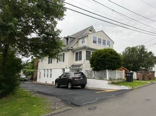 21 Cerretta St #A, Stamford, CT 06907