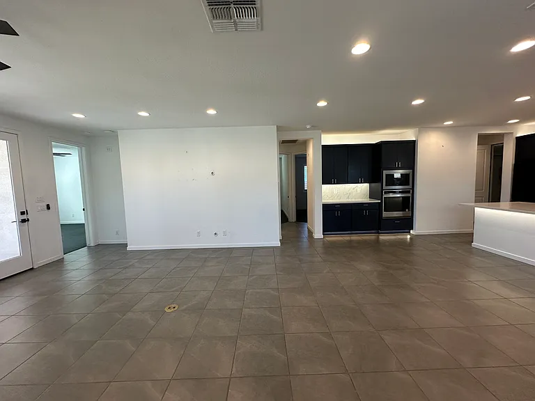 21357 E Macaw Dr — Photo 16