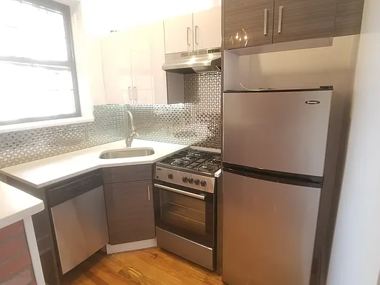 Rented by Corcoran | media 19